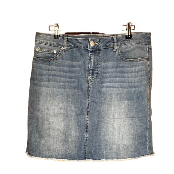 Westport Denim Mini Skirt Size 14 - Picture 1 of 5